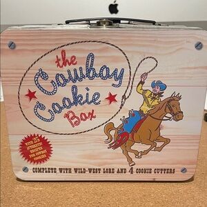 Cowboy Cookie Box with Cookie Cutters